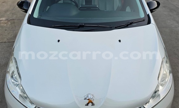 Comprar Usado Peugeot 208 Branco Carro em Maputo em Maputo Comprar Usado Peugeot 208 Branco Carro em Maputo em Maputo