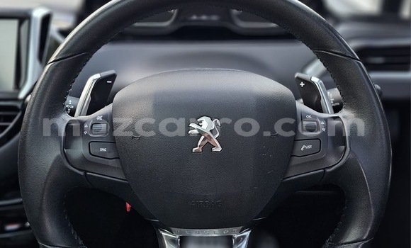 Comprar Usado Peugeot 208 Branco Carro em Maputo em Maputo Comprar Usado Peugeot 208 Branco Carro em Maputo em Maputo
