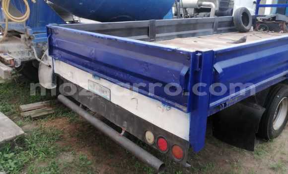 Comprar Usado Hino Ranger Azul Caminhão em Maputo em Maputo Comprar Usado Hino Ranger Azul Caminhão em Maputo em Maputo