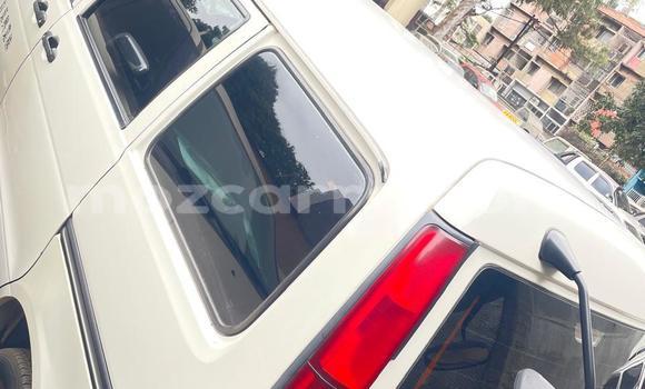 Buy Used Toyota Noah White Car in Maputo in Maputo Buy Used Toyota Noah White Car in Maputo in Maputo