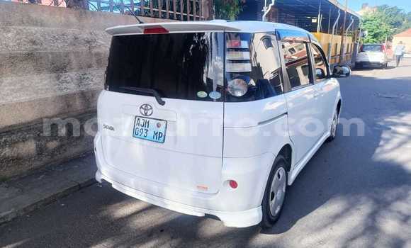 Nunua Ilio tumika Toyota Sienta Nyeupe Gari ndani ya Maputo nchini Maputo Nunua Ilio tumika Toyota Sienta Nyeupe Gari ndani ya Maputo nchini Maputo