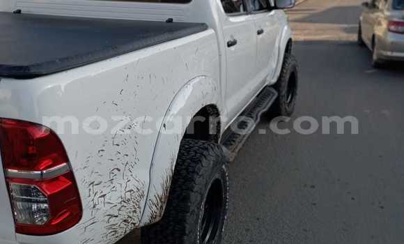 Buy Used Toyota Hilux White Car in Maputo in Maputo Buy Used Toyota Hilux White Car in Maputo in Maputo