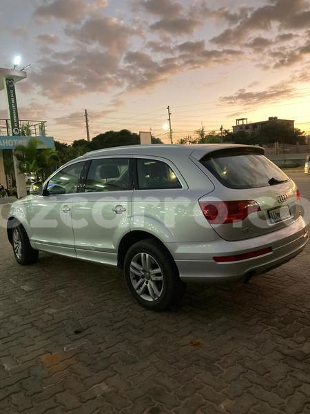 Big with watermark audi q7 maputo maputo 23376