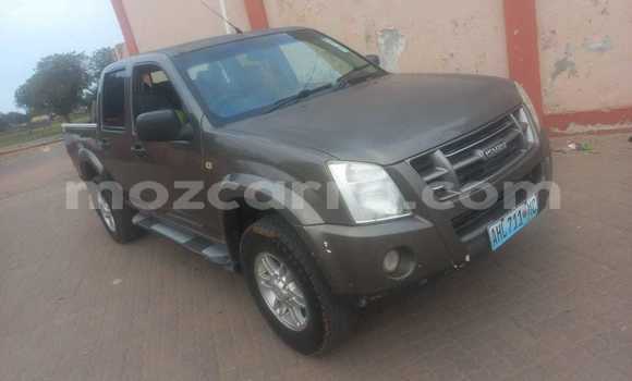 Comprar Usado Isuzu KB De outros Carro em Maputo em Maputo