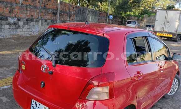 Comprar Usado Toyota Vitz Vermelho Carro em Maputo em Maputo Comprar Usado Toyota Vitz Vermelho Carro em Maputo em Maputo