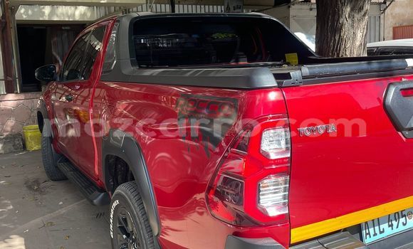 Comprar Novo Toyota Hiluxe Revo Vermelho Carro em Maputo em Maputo Comprar Novo Toyota Hiluxe Revo Vermelho Carro em Maputo em Maputo
