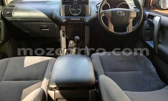 Nunua Ilio tumika Toyota Land Cruiser Prado Bluu Gari ndani ya Maputo nchini Maputo Nunua Ilio tumika Toyota Land Cruiser Prado Bluu Gari ndani ya Maputo nchini Maputo