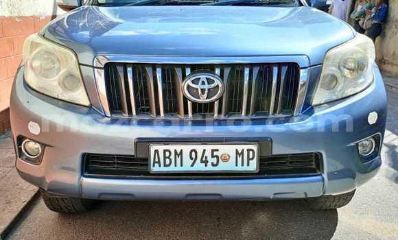 Nunua Ilio tumika Toyota Land Cruiser Prado Bluu Gari ndani ya Maputo nchini Maputo Nunua Ilio tumika Toyota Land Cruiser Prado Bluu Gari ndani ya Maputo nchini Maputo