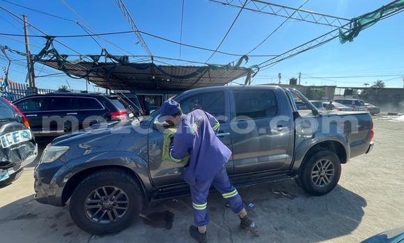 Nunua Ilio tumika Toyota Hilux Nyingine Gari ndani ya Maputo nchini Maputo