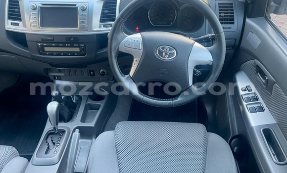 Nunua Ilio tumika Toyota Hilux Nyingine Gari ndani ya Maputo nchini Maputo Nunua Ilio tumika Toyota Hilux Nyingine Gari ndani ya Maputo nchini Maputo