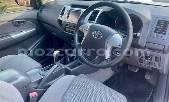 Nunua Ilio tumika Toyota Hilux Nyingine Gari ndani ya Maputo nchini Maputo Nunua Ilio tumika Toyota Hilux Nyingine Gari ndani ya Maputo nchini Maputo