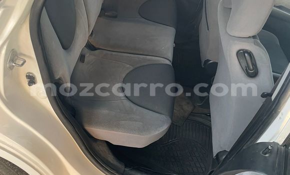 Buy Used Honda Fit White Car in Maputo in Maputo Buy Used Honda Fit White Car in Maputo in Maputo