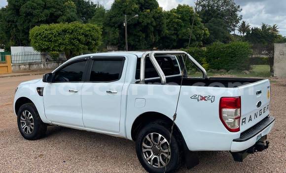 Tenga Tsaru Ford Ranger Chena Mota in Beautiful vista in Maputo Tenga Tsaru Ford Ranger Chena Mota in Beautiful vista in Maputo