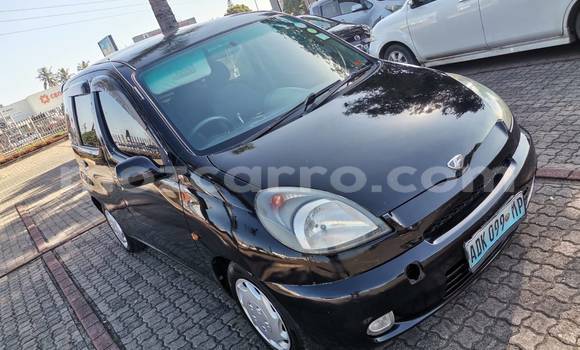 Nunua Ilio tumika Toyota FunCargo Nyingine Gari ndani ya Beira nchini Sofala