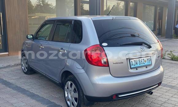 Tenga Tsaru Mazda Verisa Zvimwe Mota in Beautiful vista in Maputo Tenga Tsaru Mazda Verisa Zvimwe Mota in Beautiful vista in Maputo