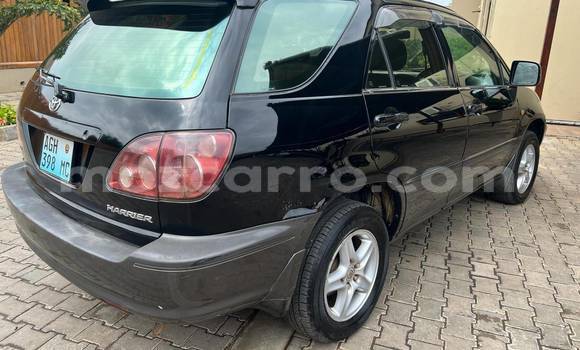 Buy Used Toyota Harrier Black Car in Nice view in Maputo Buy Used Toyota Harrier Black Car in Nice view in Maputo