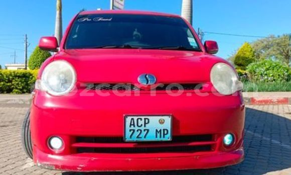 Comprar Usado Toyota Sienta Vermelho Carro em Balama em Cabo Delgado Comprar Usado Toyota Sienta Vermelho Carro em Balama em Cabo Delgado