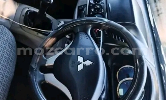 Comprar Novo Mitsubishi Triton Branco Carro em Maputo em Maputo Comprar Novo Mitsubishi Triton Branco Carro em Maputo em Maputo