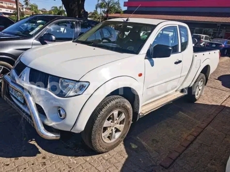 Big with watermark mitsubishi triton maputo maputo 23488