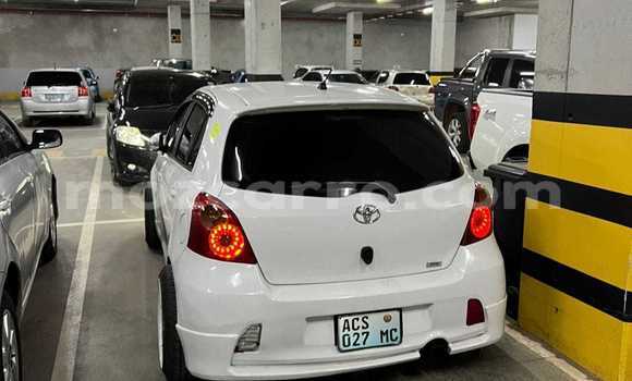 Tenga Tsaru Toyota Vitz Chena Mota in Beautiful vista in Maputo Tenga Tsaru Toyota Vitz Chena Mota in Beautiful vista in Maputo