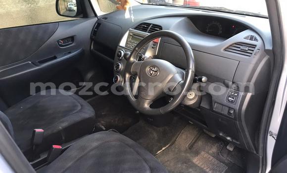 Comprar Usado Toyota Ractis Prata Carro em Maputo em Maputo Comprar Usado Toyota Ractis Prata Carro em Maputo em Maputo