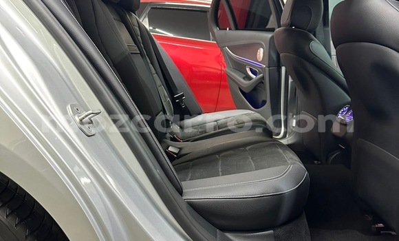 Nunua Ilio tumika Mercedes-Benz E200 Nyingine Gari ndani ya Maputo nchini Maputo Nunua Ilio tumika Mercedes-Benz E200 Nyingine Gari ndani ya Maputo nchini Maputo