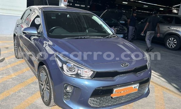 Comprar Usado Kia Rio Azul Carro em Maputo em Maputo