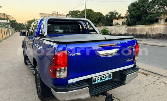 Nunua Ilio tumika Toyota Hilux Bluu Gari ndani ya Maputo nchini Maputo Nunua Ilio tumika Toyota Hilux Bluu Gari ndani ya Maputo nchini Maputo