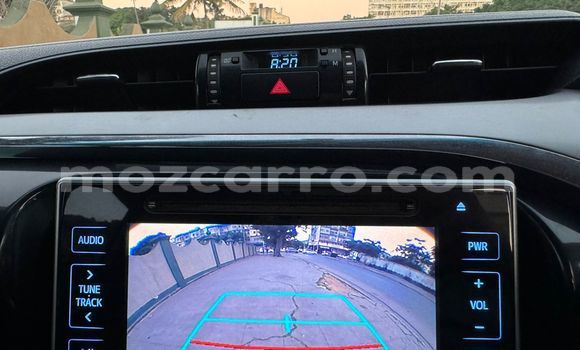 Nunua Ilio tumika Toyota Hilux Bluu Gari ndani ya Maputo nchini Maputo Nunua Ilio tumika Toyota Hilux Bluu Gari ndani ya Maputo nchini Maputo