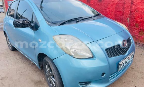 Buy Used Toyota Vitz Blue Car in Maputo in Maputo
