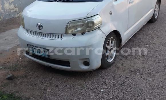 Comprar Usado Toyota Porte Branco Carro em Maputo em Maputo Comprar Usado Toyota Porte Branco Carro em Maputo em Maputo