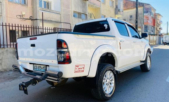 Buy Used Toyota Hilux White Car in Maputo in Maputo Buy Used Toyota Hilux White Car in Maputo in Maputo