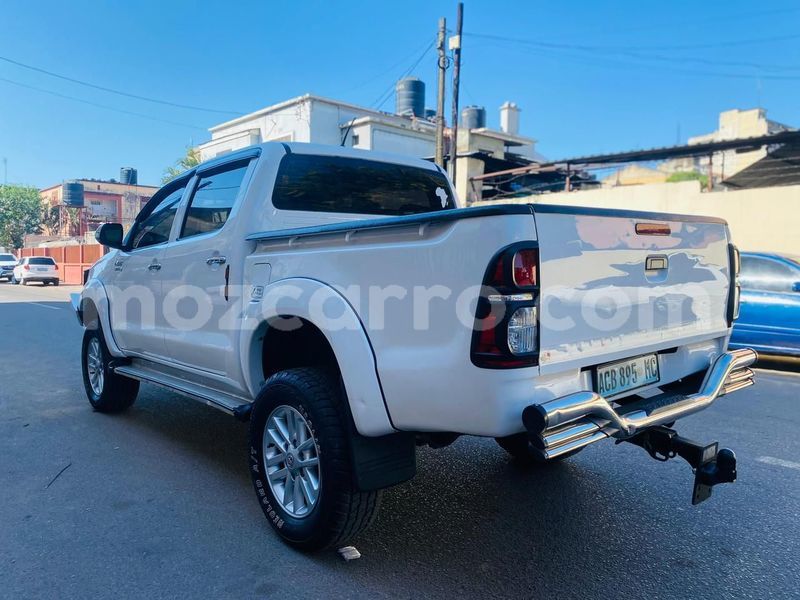 Big with watermark toyota hilux maputo maputo 23559