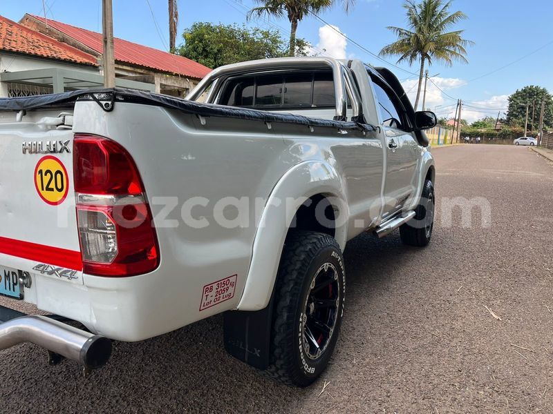 Big with watermark toyota hilux maputo maputo 23564