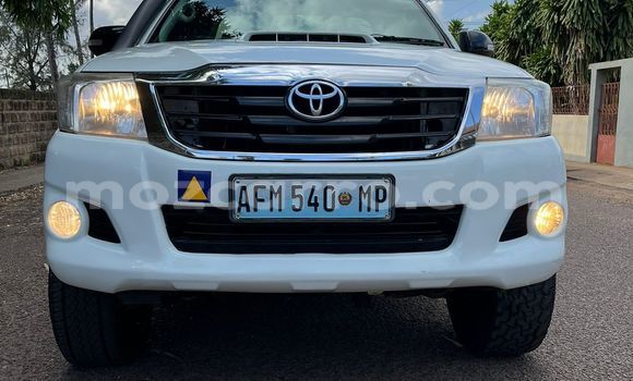 Buy Used Toyota Hilux White Car in Maputo in Maputo Buy Used Toyota Hilux White Car in Maputo in Maputo