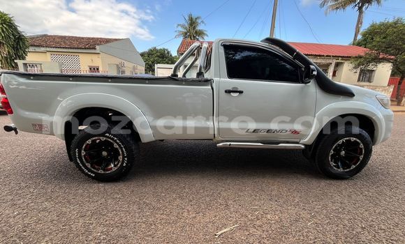 Buy Used Toyota Hilux White Car in Maputo in Maputo Buy Used Toyota Hilux White Car in Maputo in Maputo
