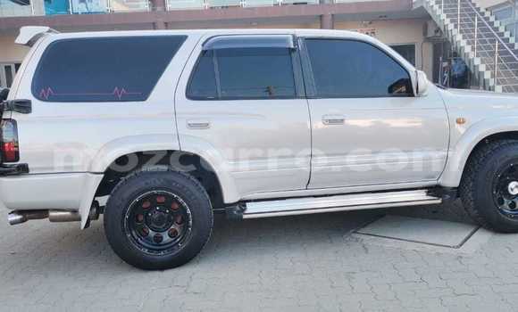 Tenga Tsaru Toyota Hilux Surf Zvimwe Mota in Maputo in Maputo