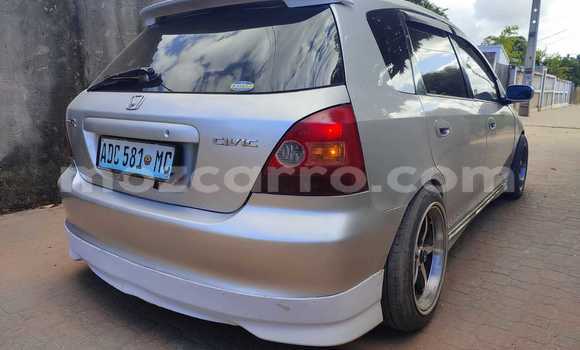 Tenga Tsaru Honda Civic Zvimwe Mota in Maputo in Maputo Tenga Tsaru Honda Civic Zvimwe Mota in Maputo in Maputo