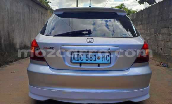 Tenga Tsaru Honda Civic Zvimwe Mota in Maputo in Maputo Tenga Tsaru Honda Civic Zvimwe Mota in Maputo in Maputo
