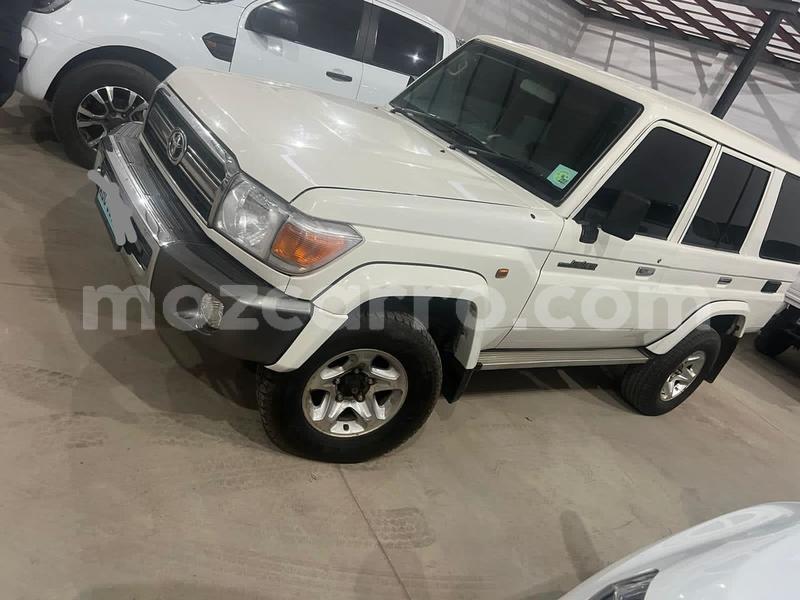 Big with watermark toyota land cruiser maputo maputo 23580