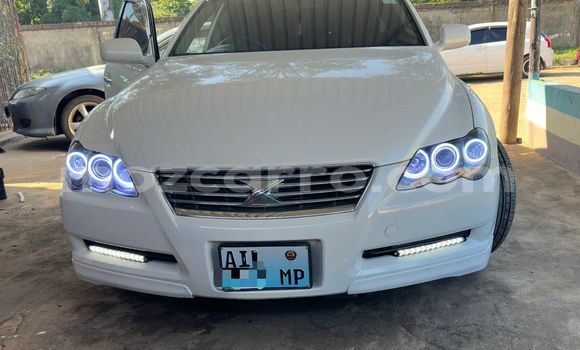 Tenga Tsaru Toyota Mark X Chena Mota in Maputo in Maputo Tenga Tsaru Toyota Mark X Chena Mota in Maputo in Maputo