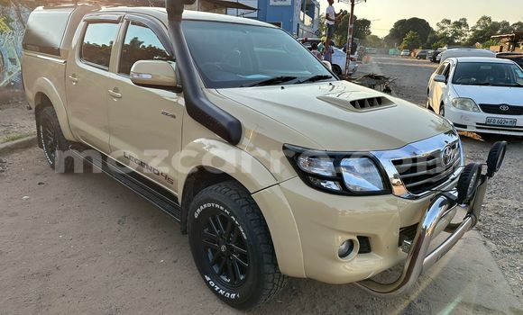 Nunua Ilio tumika Toyota Hilux Brown Gari ndani ya Maputo nchini Maputo Nunua Ilio tumika Toyota Hilux Brown Gari ndani ya Maputo nchini Maputo