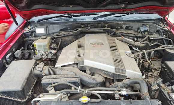 Nunua Ilio tumika Toyota Land Cruiser Prado Nyekundu Gari ndani ya Maputo nchini Maputo Nunua Ilio tumika Toyota Land Cruiser Prado Nyekundu Gari ndani ya Maputo nchini Maputo