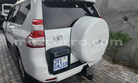 Nunua Ilio tumika Toyota Land Cruiser Prado Nyeupe Gari ndani ya Maputo nchini Maputo Nunua Ilio tumika Toyota Land Cruiser Prado Nyeupe Gari ndani ya Maputo nchini Maputo