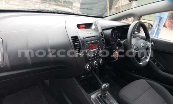Comprar Usado Kia Cerato Prata Carro em Maputo em Maputo Comprar Usado Kia Cerato Prata Carro em Maputo em Maputo