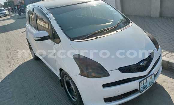 Comprar Usado Toyota Ractis Branco Carro em Maputo em Maputo Comprar Usado Toyota Ractis Branco Carro em Maputo em Maputo