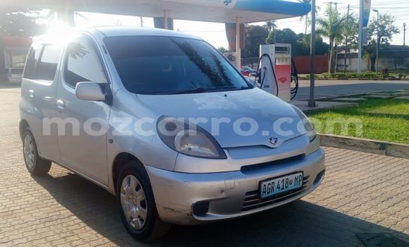 Nunua Ilio tumika Toyota FunCargo Nyingine Gari ndani ya Maputo nchini Maputo