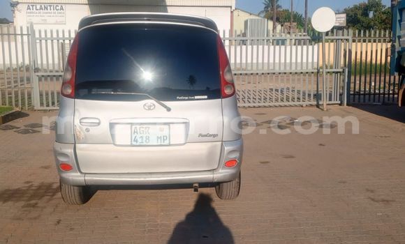 Nunua Ilio tumika Toyota FunCargo Nyingine Gari ndani ya Maputo nchini Maputo Nunua Ilio tumika Toyota FunCargo Nyingine Gari ndani ya Maputo nchini Maputo