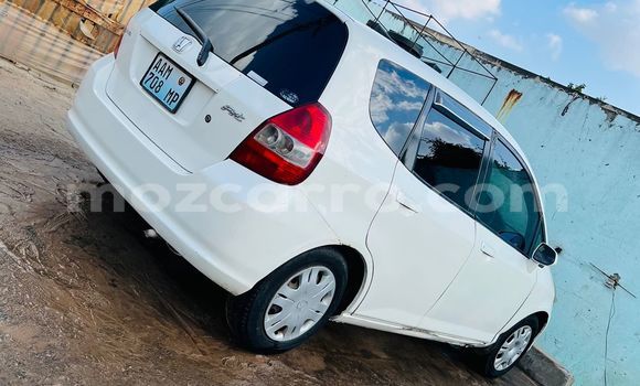 Buy Used Honda Fit White Car in Maputo in Maputo Buy Used Honda Fit White Car in Maputo in Maputo