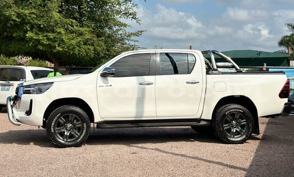 Comprar Usado Toyota Hiluxe Revo Branco Carro em Maputo em Maputo Comprar Usado Toyota Hiluxe Revo Branco Carro em Maputo em Maputo